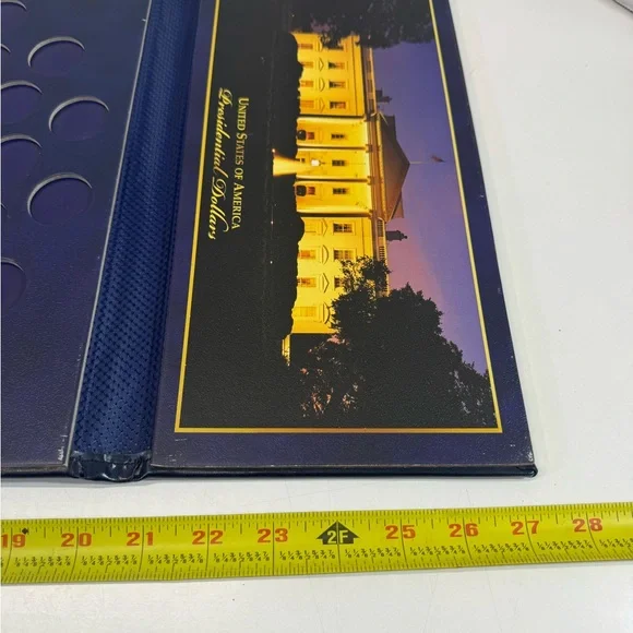 Presidential Dollar Coin Collection Display Case folder USA *scuffs - Picture 8 of 8